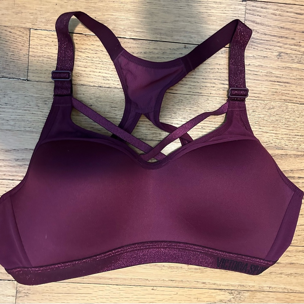 Victoria’s Secret Victoria Sport Bra Sz 36B plum Glitter